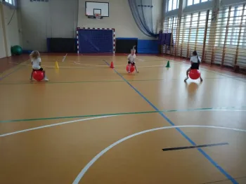 230e8f63-4894-4cff-9b77-c75f1c4975ea