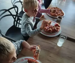 Warsztaty robienia pizzy