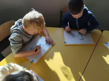 e2b4ad1f-75ea-4913-a2ca-46a769981325