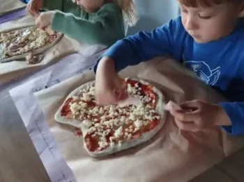 ef61cc9e-6961-4de0-9d5f-eb835018eca3