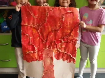 e6c08de0-bef9-40a4-8b37-2c4dd647dede